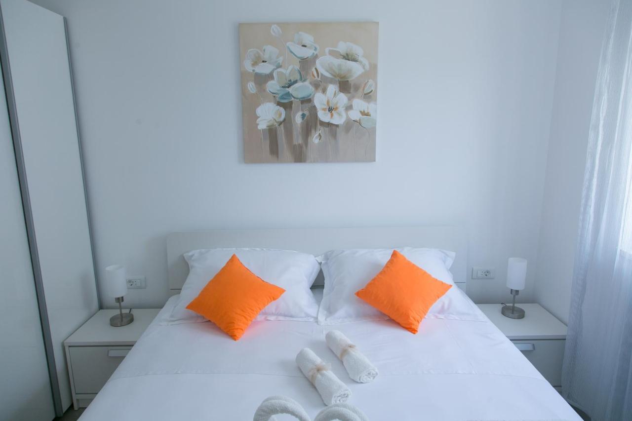 Appartement Navi à Kaštela Extérieur photo
