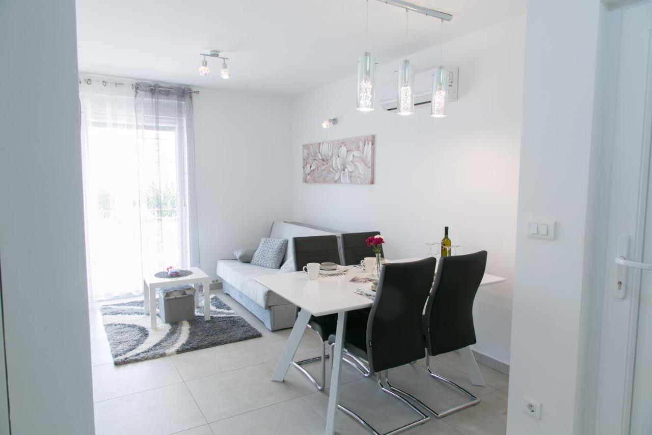 Appartement Navi à Kaštela Extérieur photo